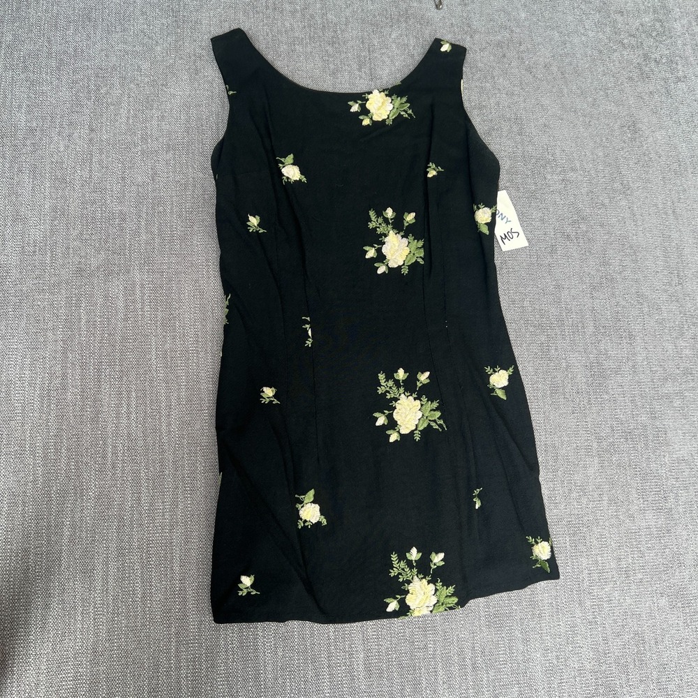 Vintage 90s Womens Mini Dress Black Embroidered Floral Sleeveless Boho Back Zip